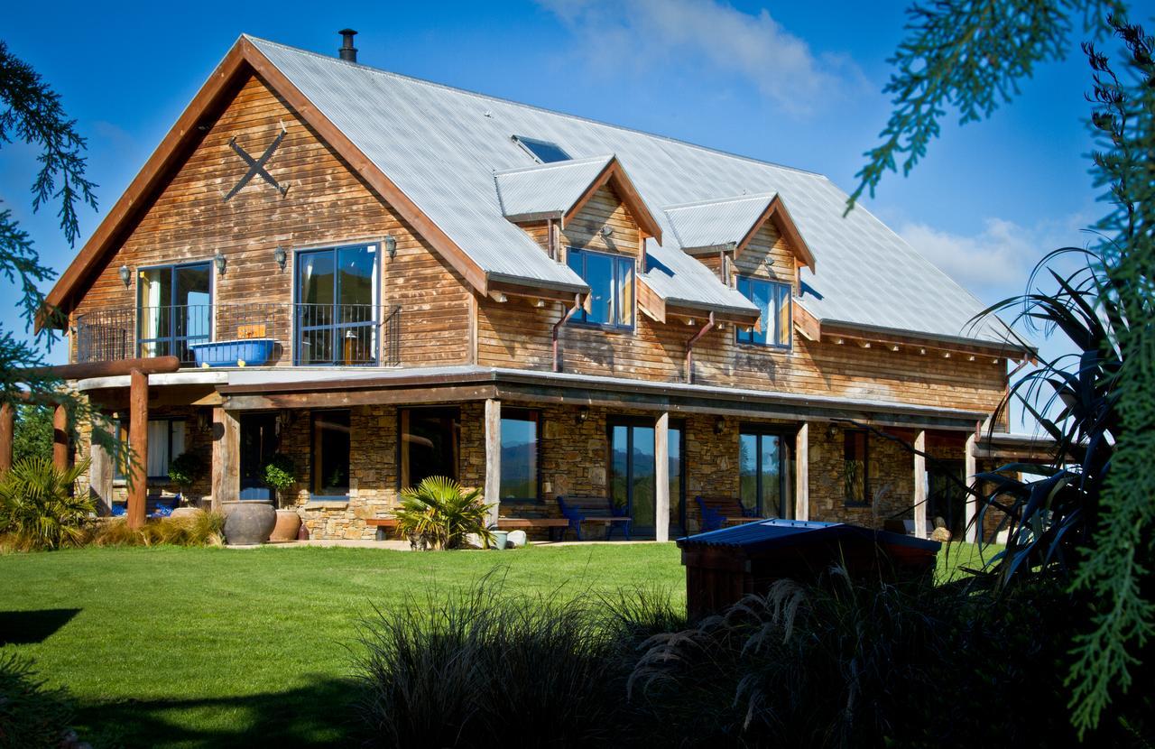 Cheviot Tree House Lodge Bed & Breakfast מראה חיצוני תמונה