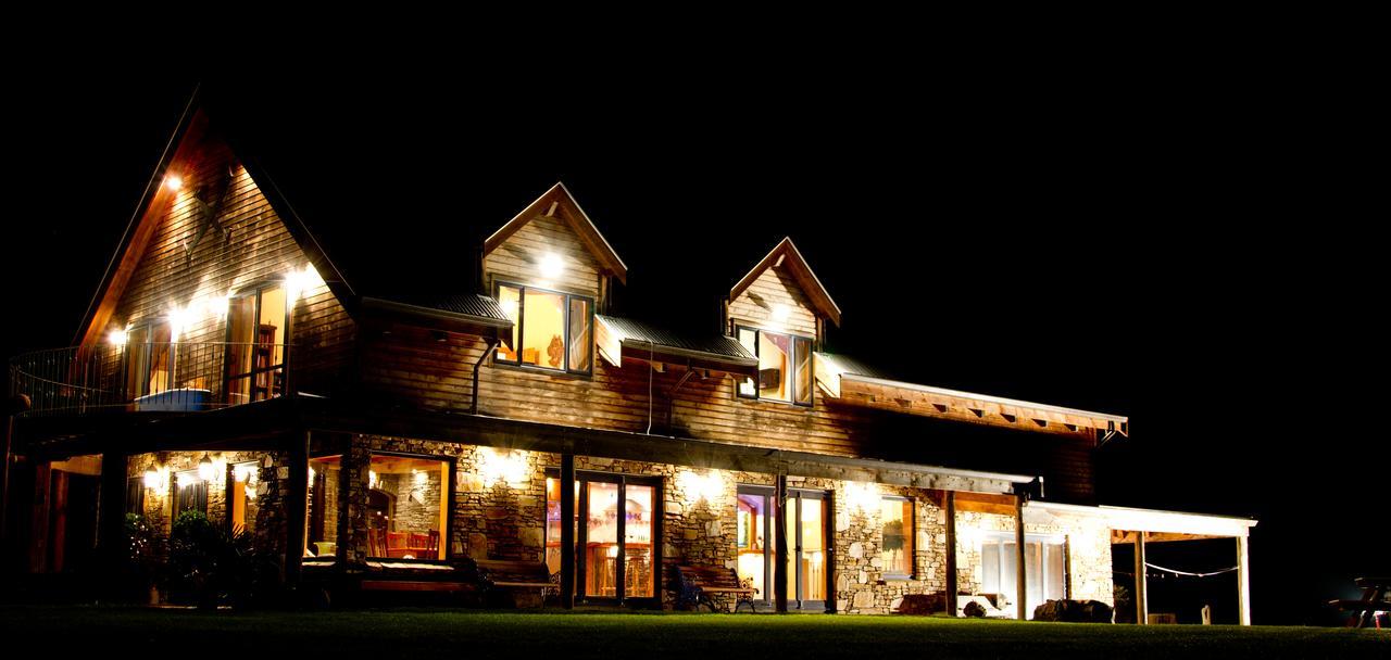 Cheviot Tree House Lodge Bed & Breakfast מראה חיצוני תמונה