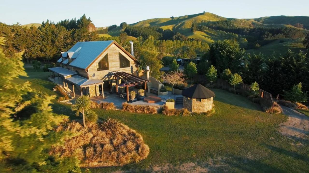 Cheviot Tree House Lodge Bed & Breakfast מראה חיצוני תמונה