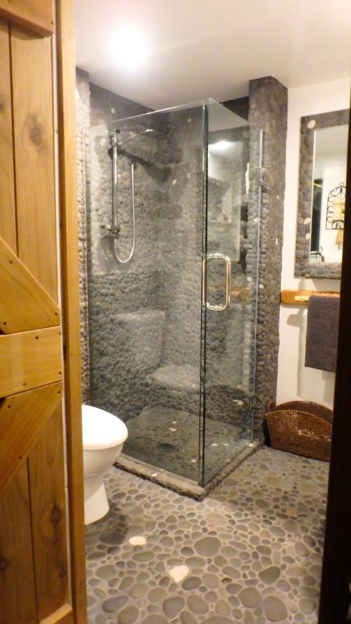 Cheviot Tree House Lodge Bed & Breakfast מראה חיצוני תמונה